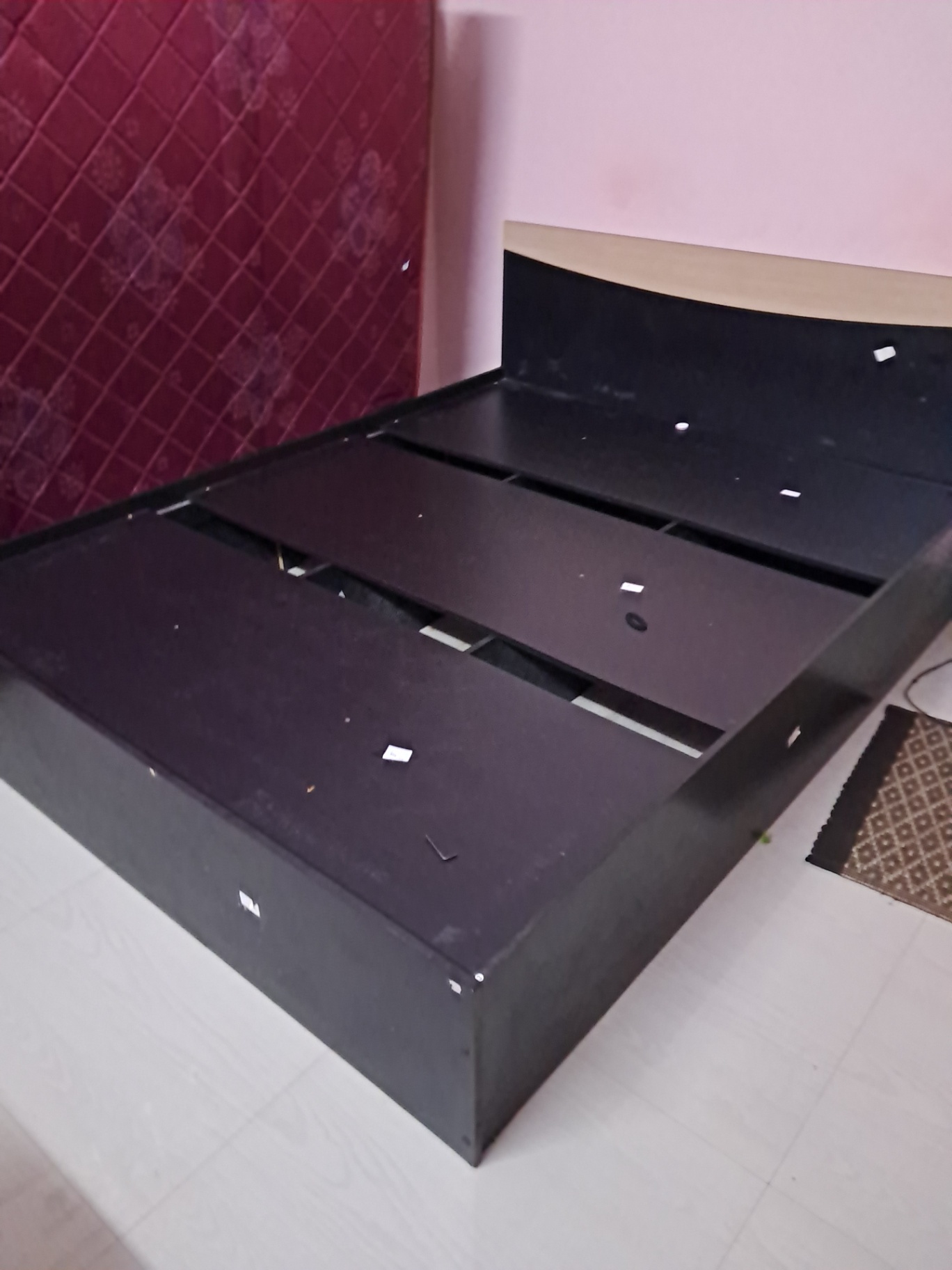 Queen Size Bed - Image 1