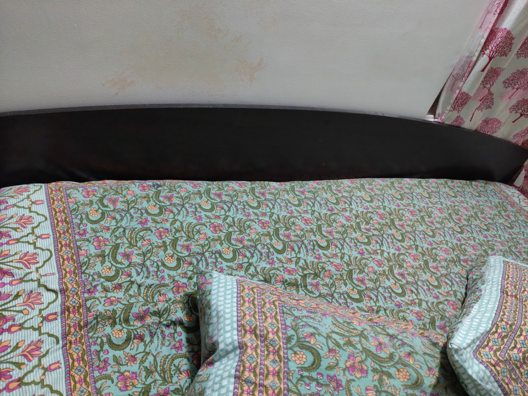 King size bed in a great condition  - Image 4