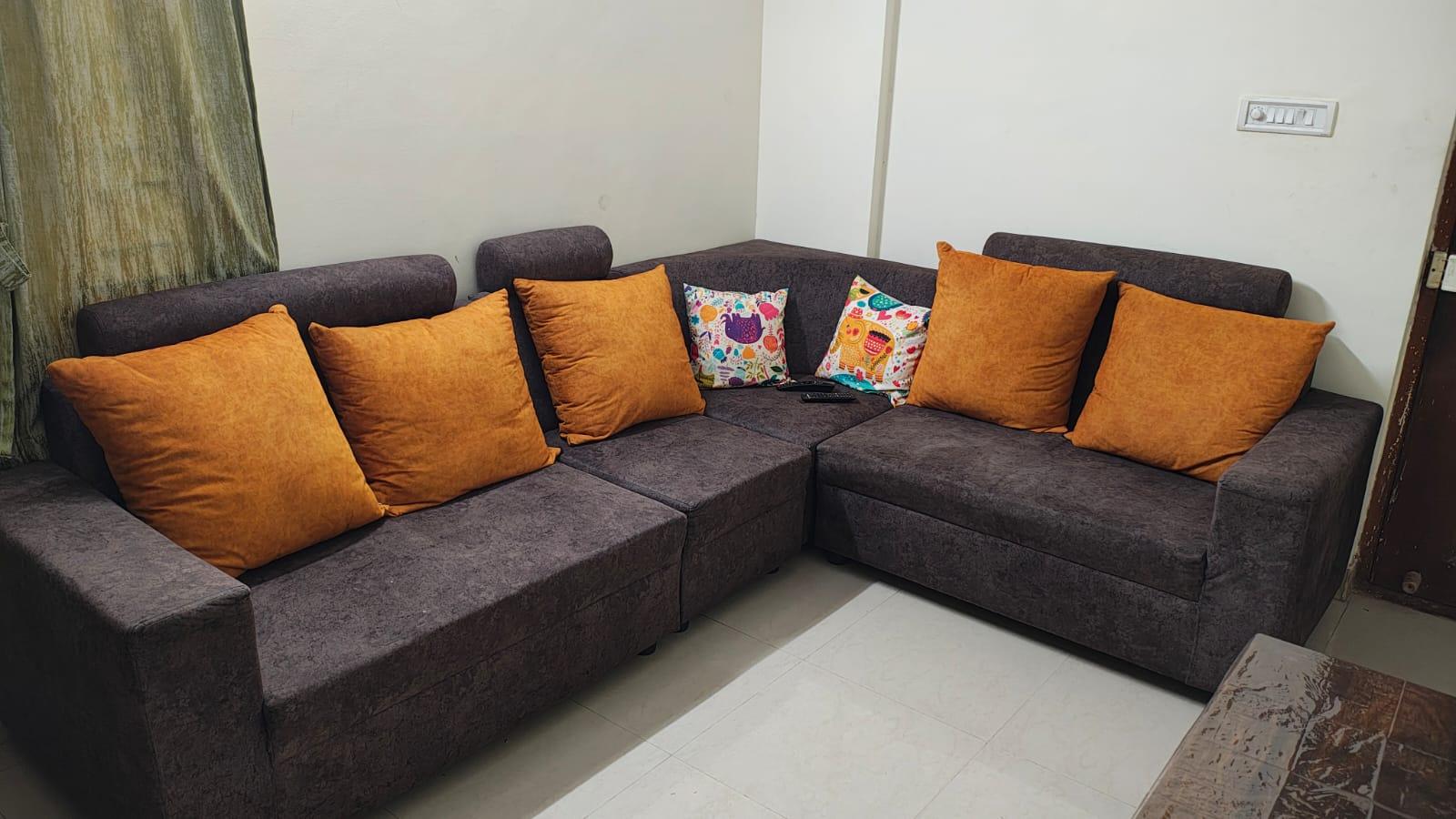 5 Seater Corner sofa set with Cushions - Image 3