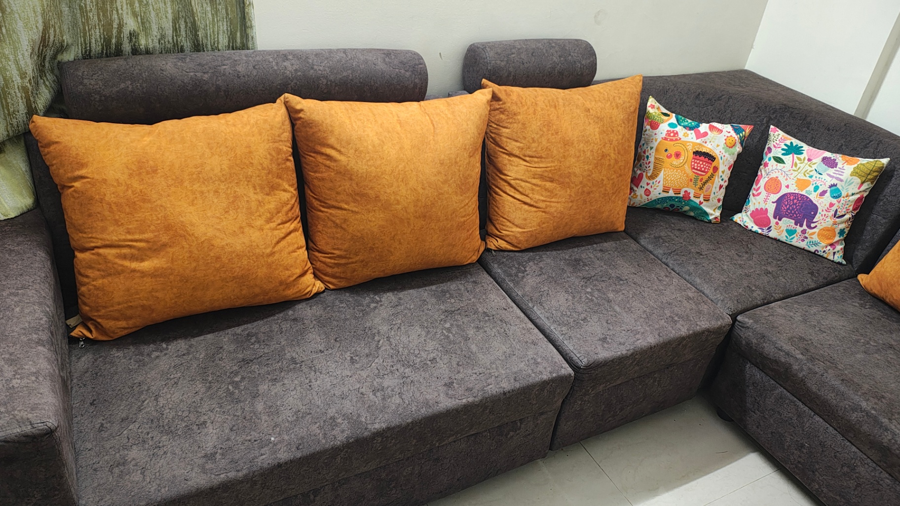 5 Seater Corner sofa set with Cushions - Image 2