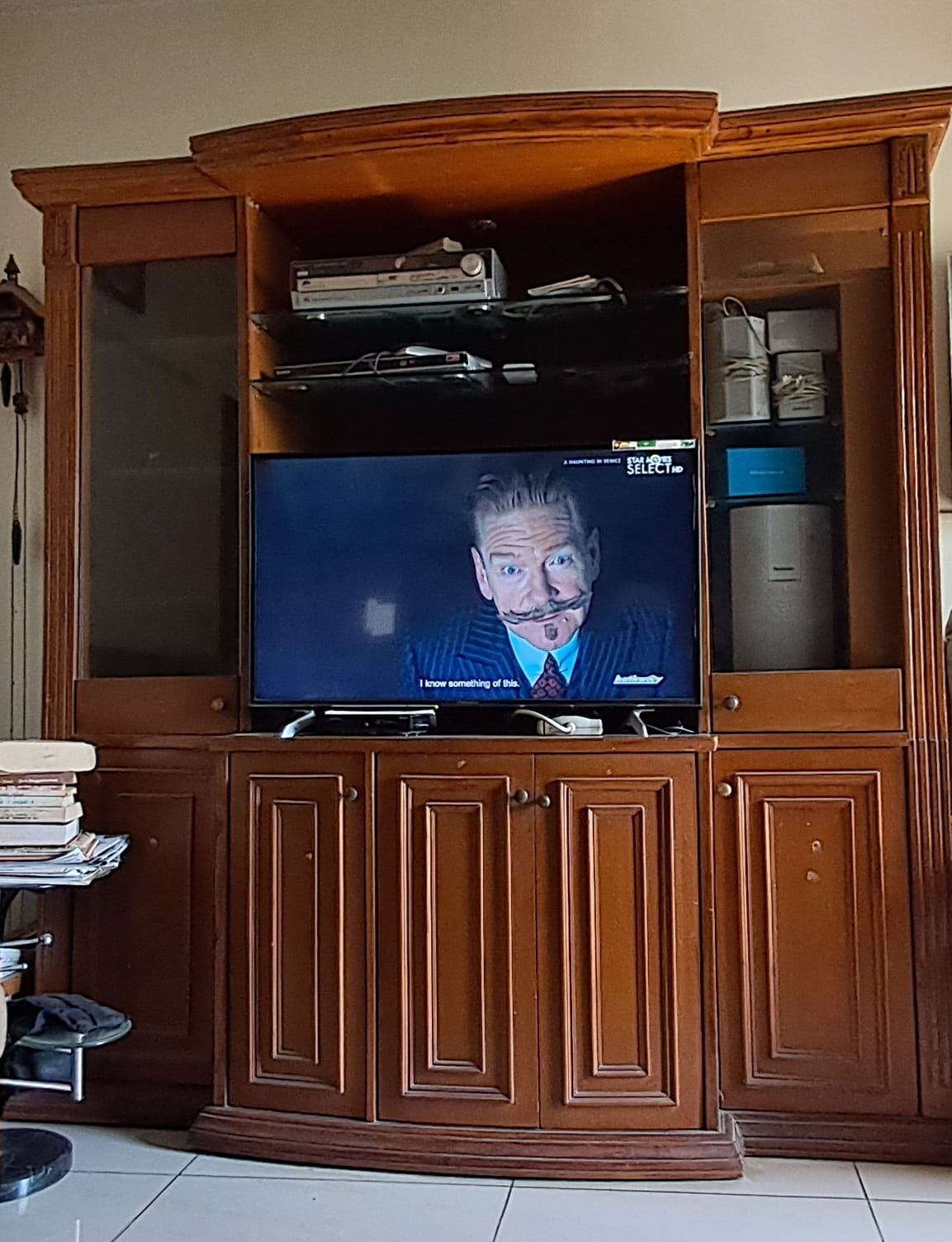 Grand Entertainment Center - Showcase Shelf - Image 4