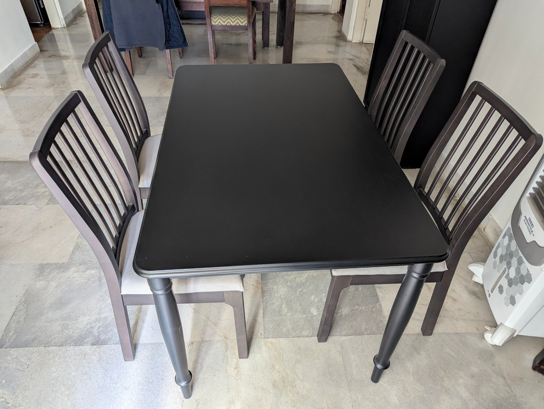 IKEA 4-person Dining table and 4 Ekedalen chairs - Image 4