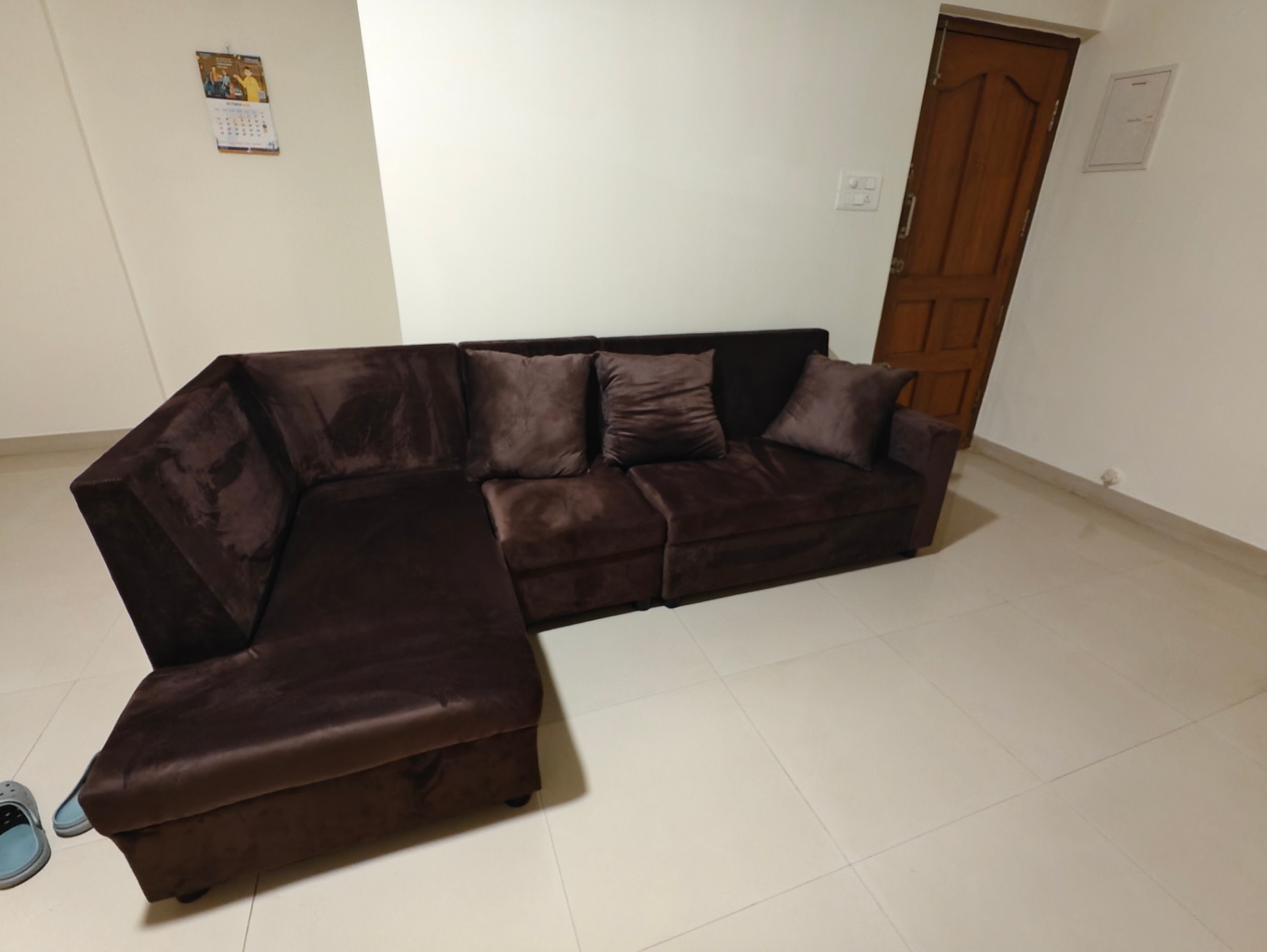6 Seater Velvet Sofa - For Sale - Image 3