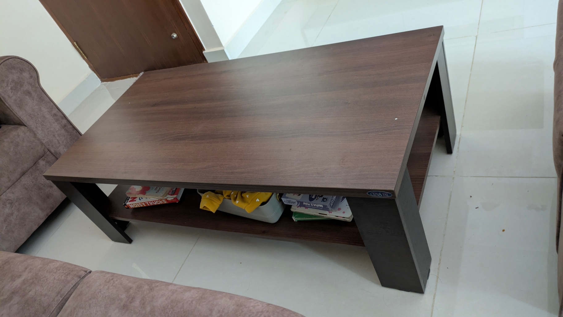 Coffee table for sale - Image 1