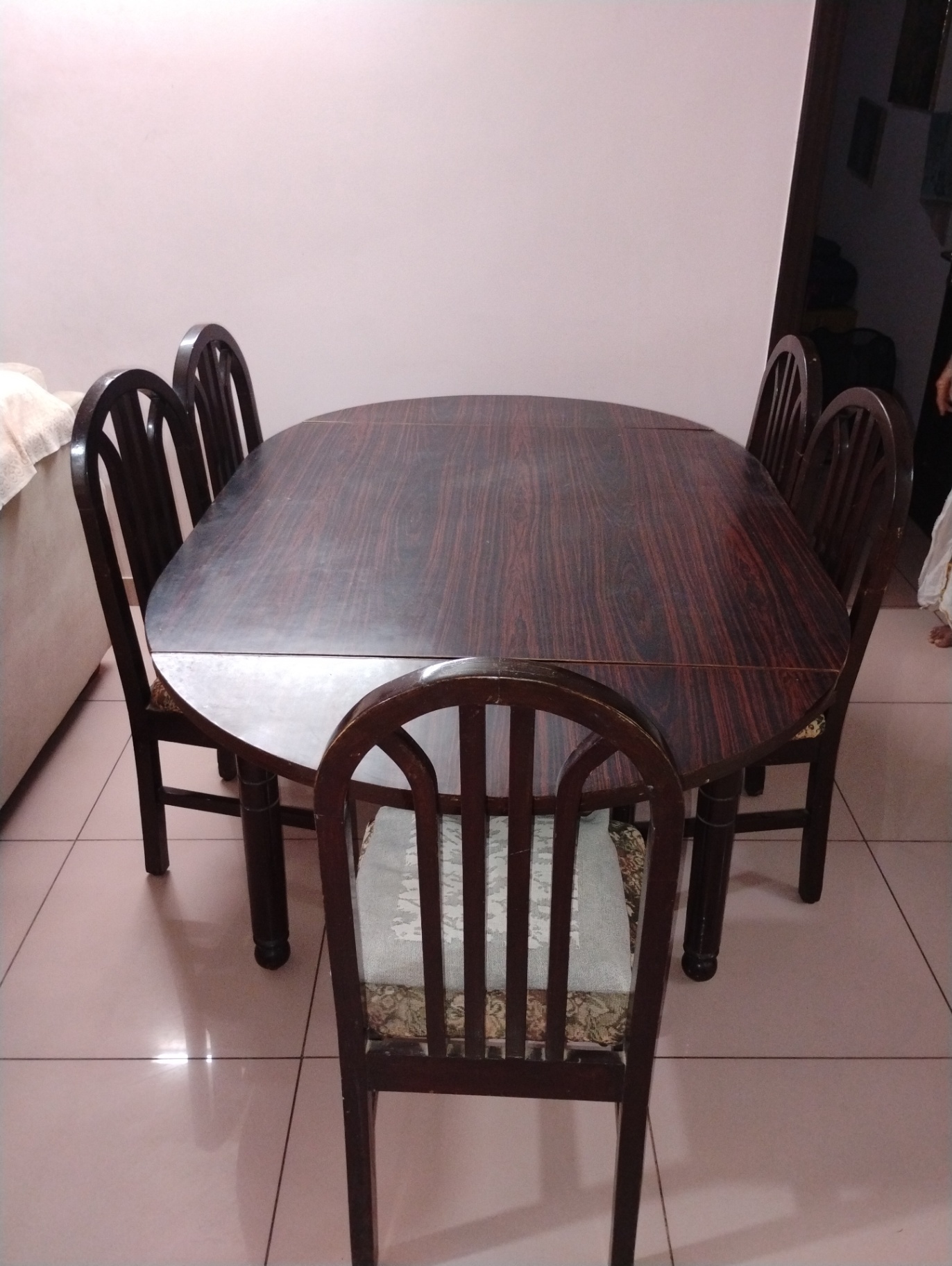 6 seater teak wood dining table - Image 3