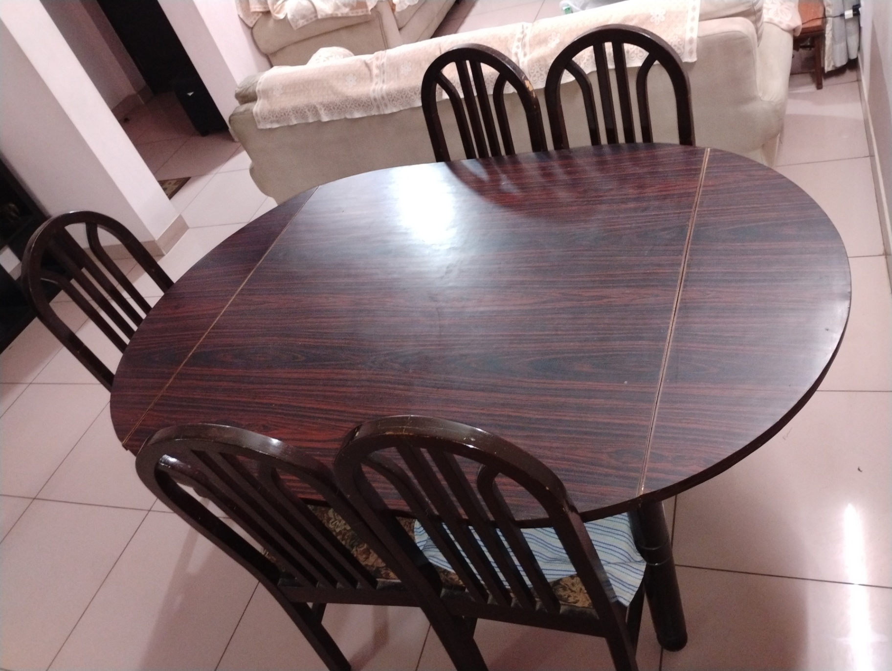 6 seater teak wood dining table - Image 1