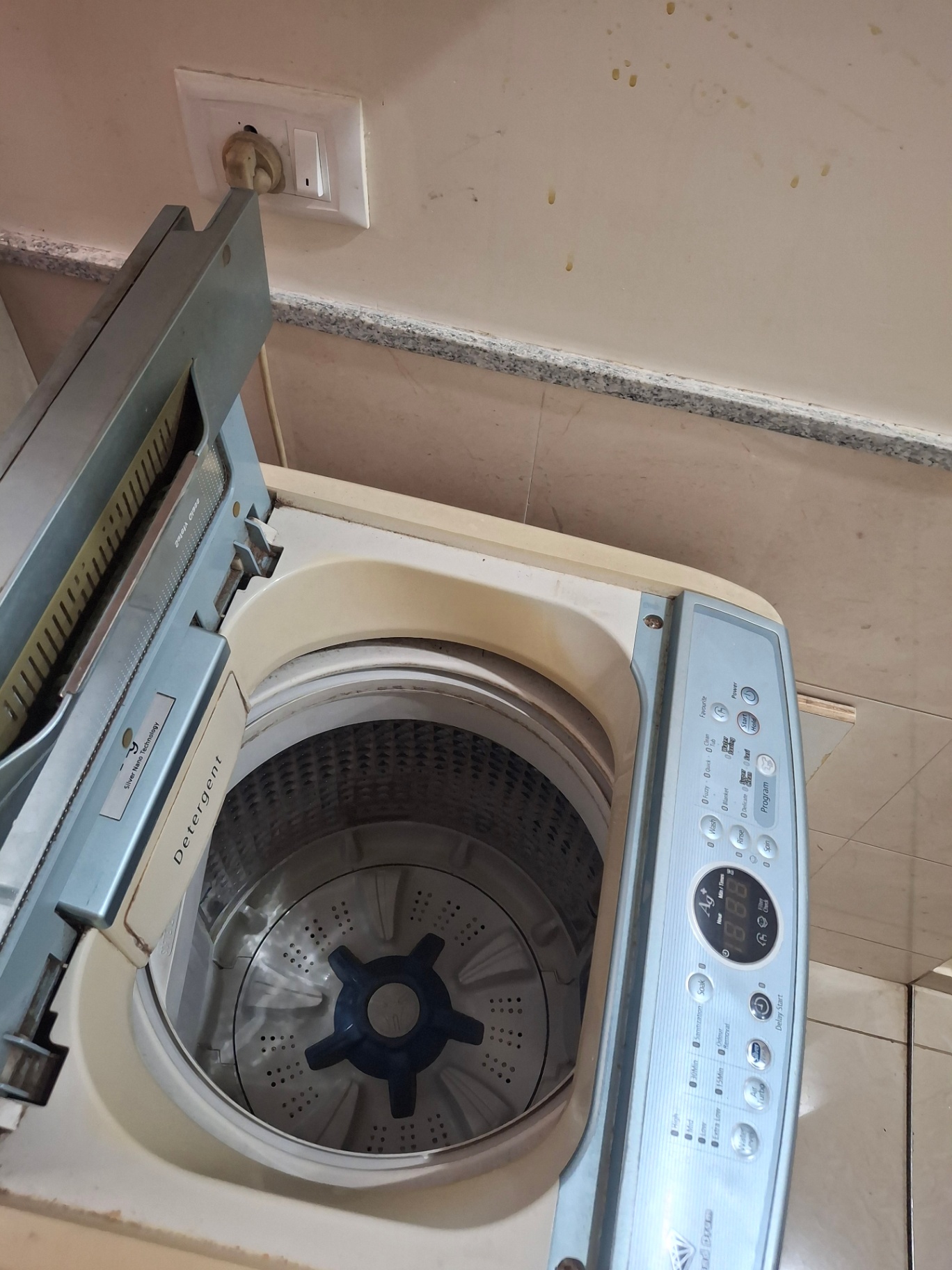 6.2 kg top loading, Fully Automatic, Samsung  - Image 3