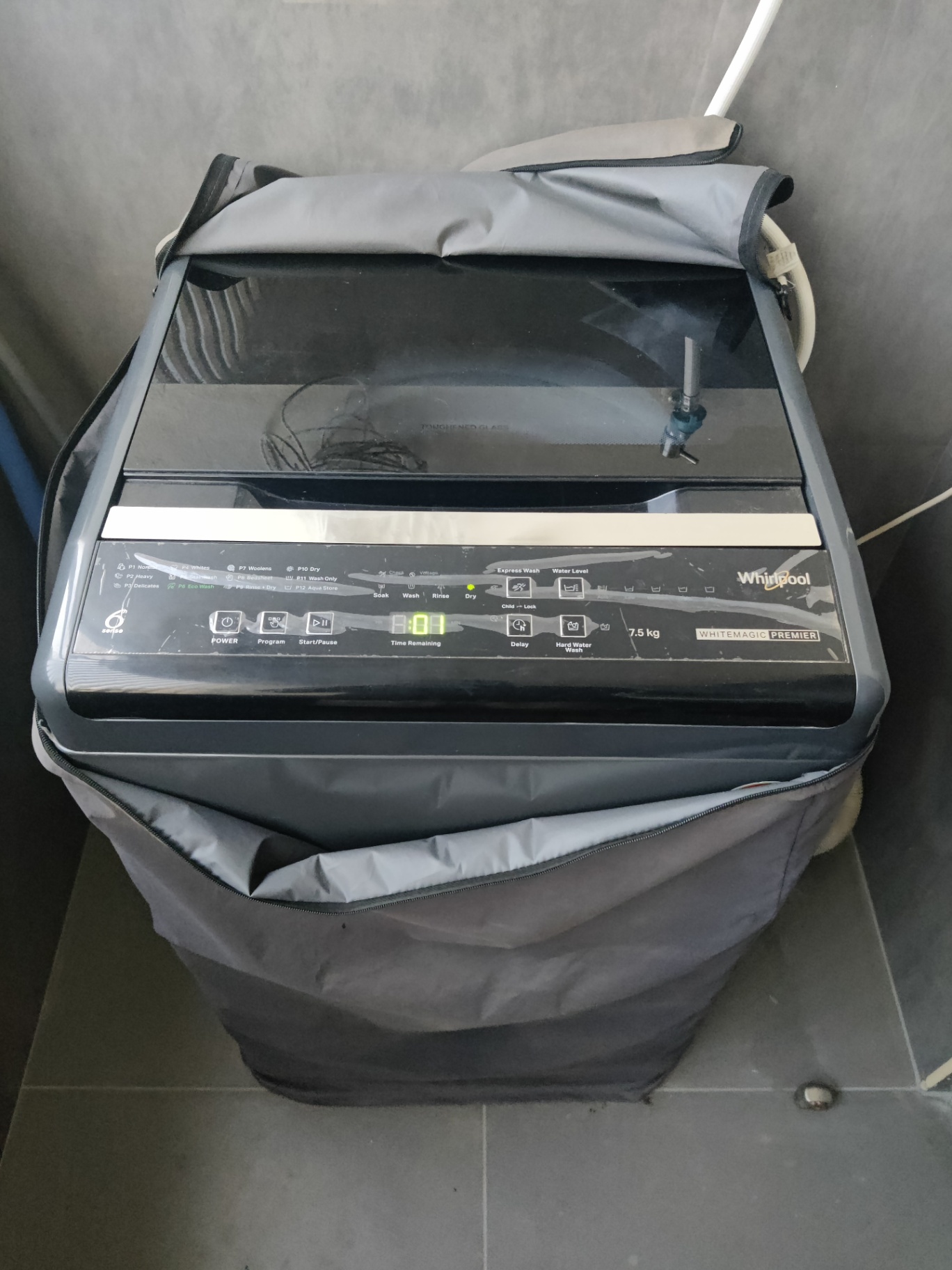 Whirlpool washing machine  - Image 2