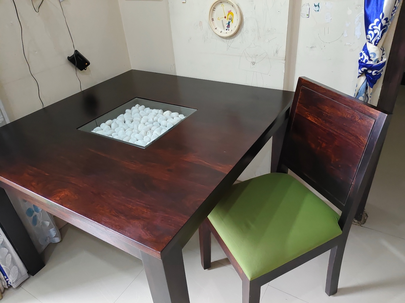 Urban ladder wooden dining table with 4 chair - Image 1
