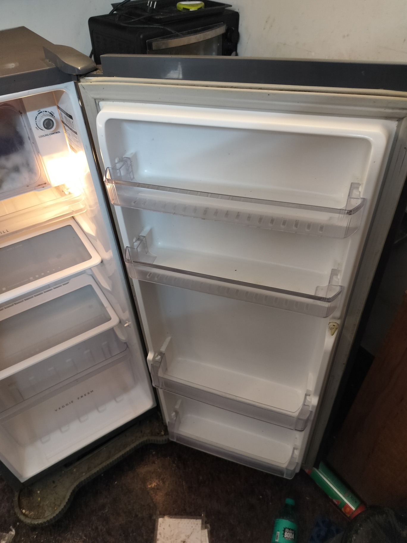 Whirlpool Refrigerator for sale  - Image 2