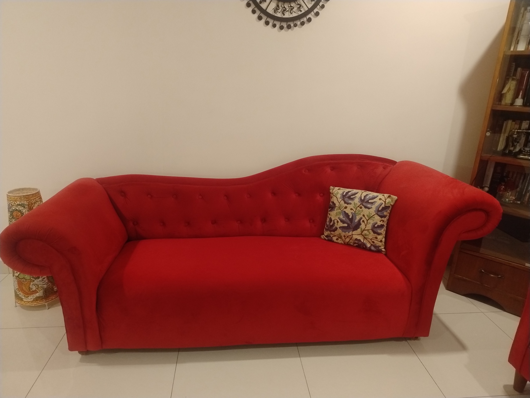 3 seater velvet sofa - Image 2