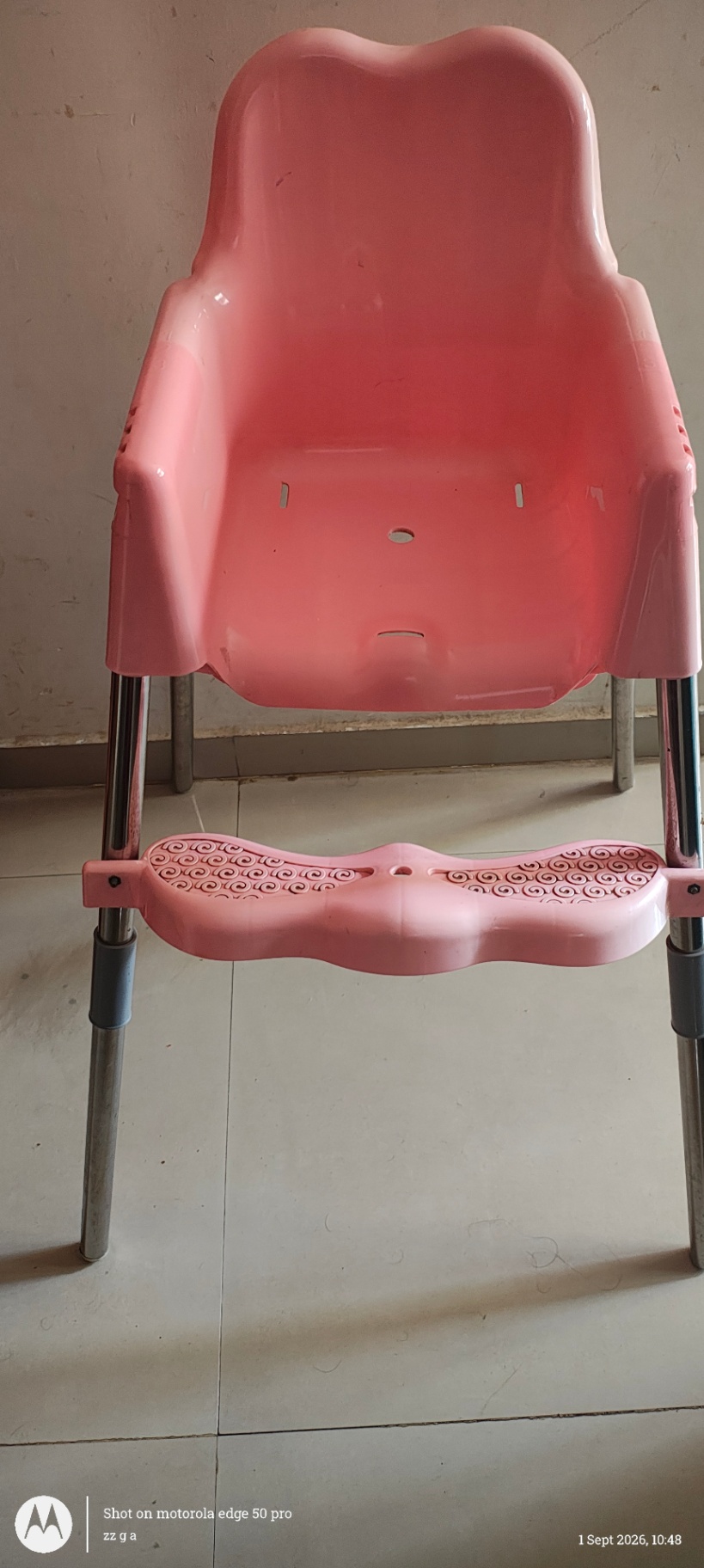 Baby chair and foldable big chair and dining baby chair  - Image 1