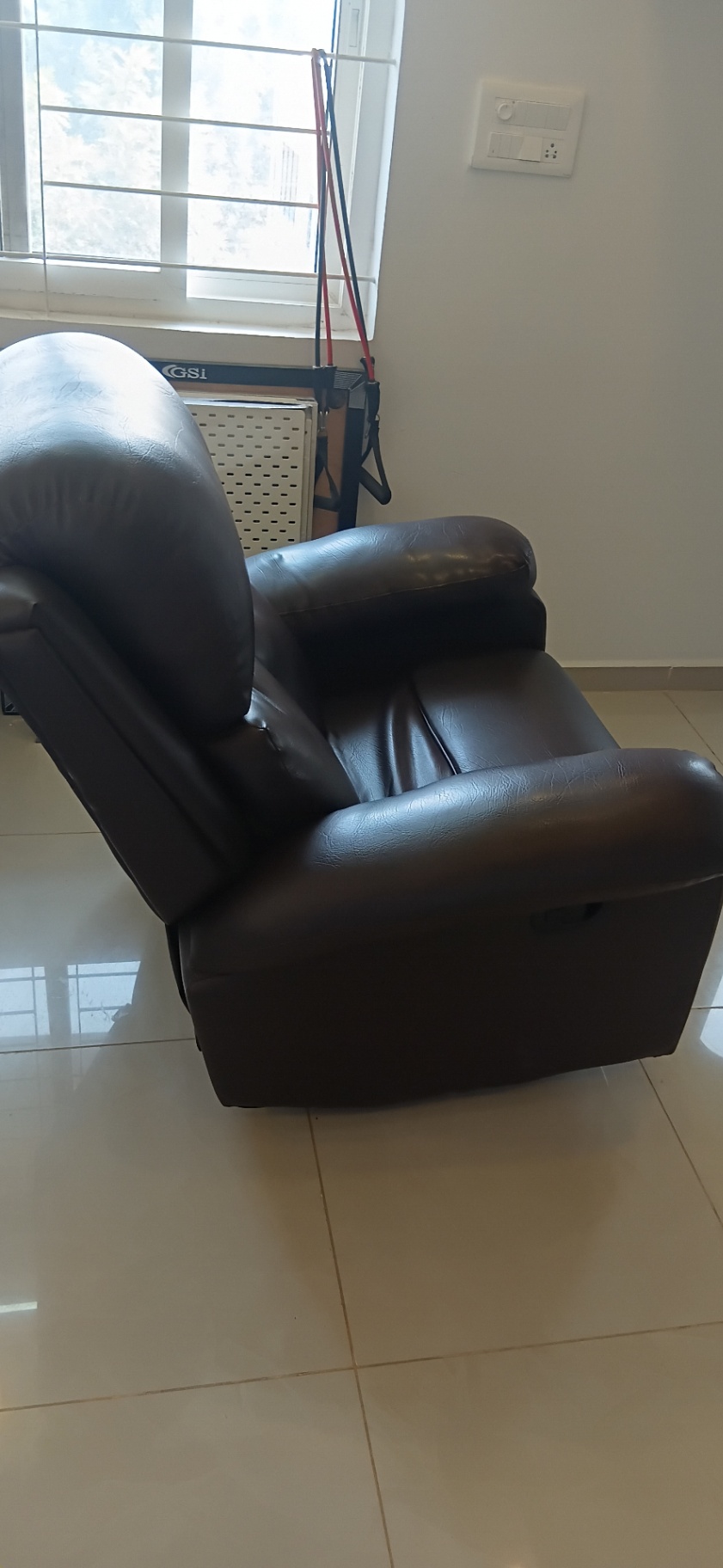 70% off 🤯 - Recliners in 9K - Image 1