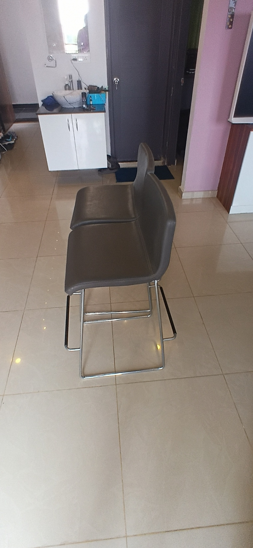 2 High Chair for 2000rs - Image 4