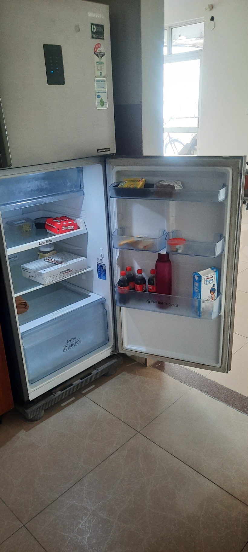 Samsung refrigerator in perfect condition - Image 3