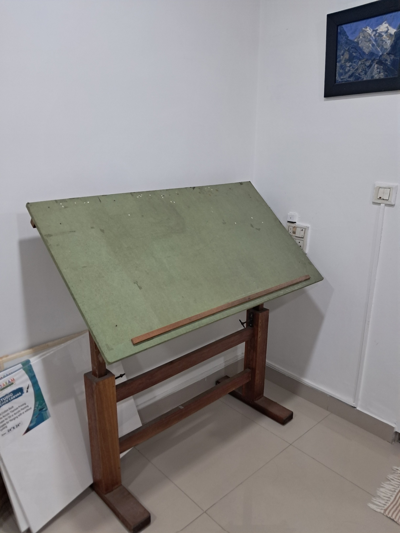 DRAWING TABLE FOR SALE - Image 2