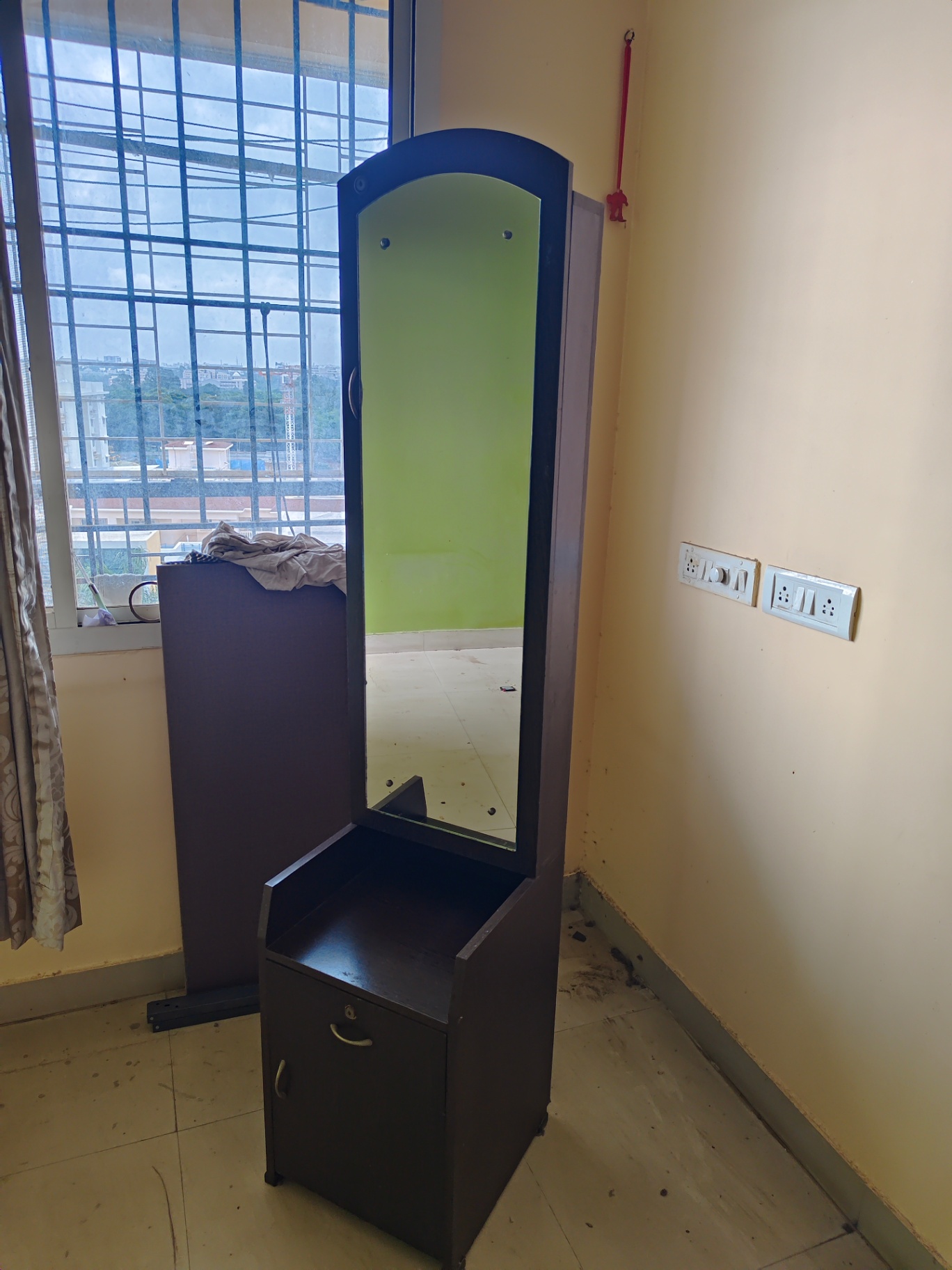 Dressing table with mirror and storage - Image 7