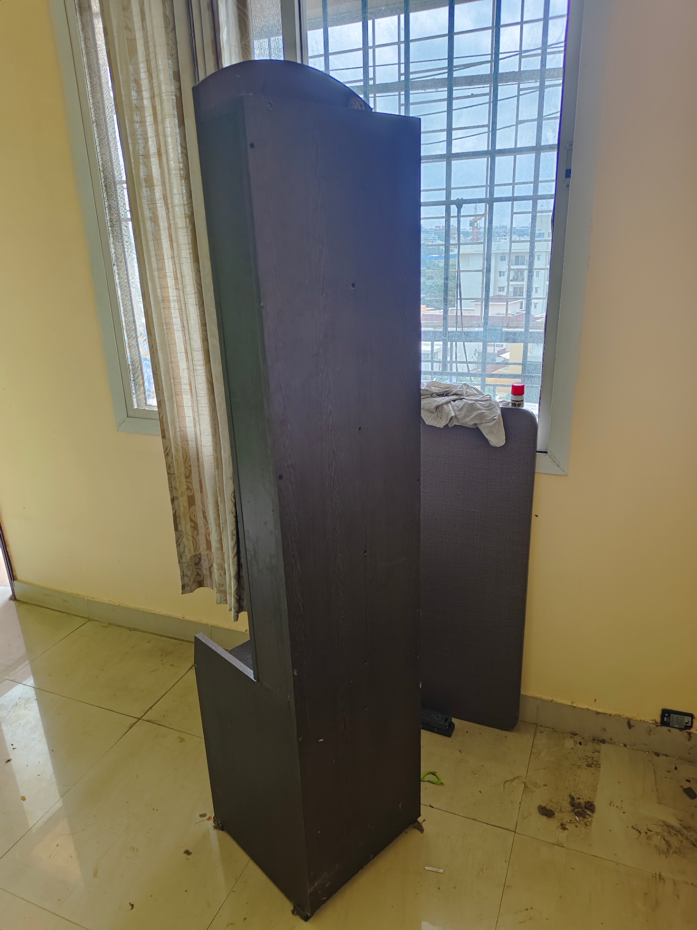 Dressing table with mirror and storage - Image 3