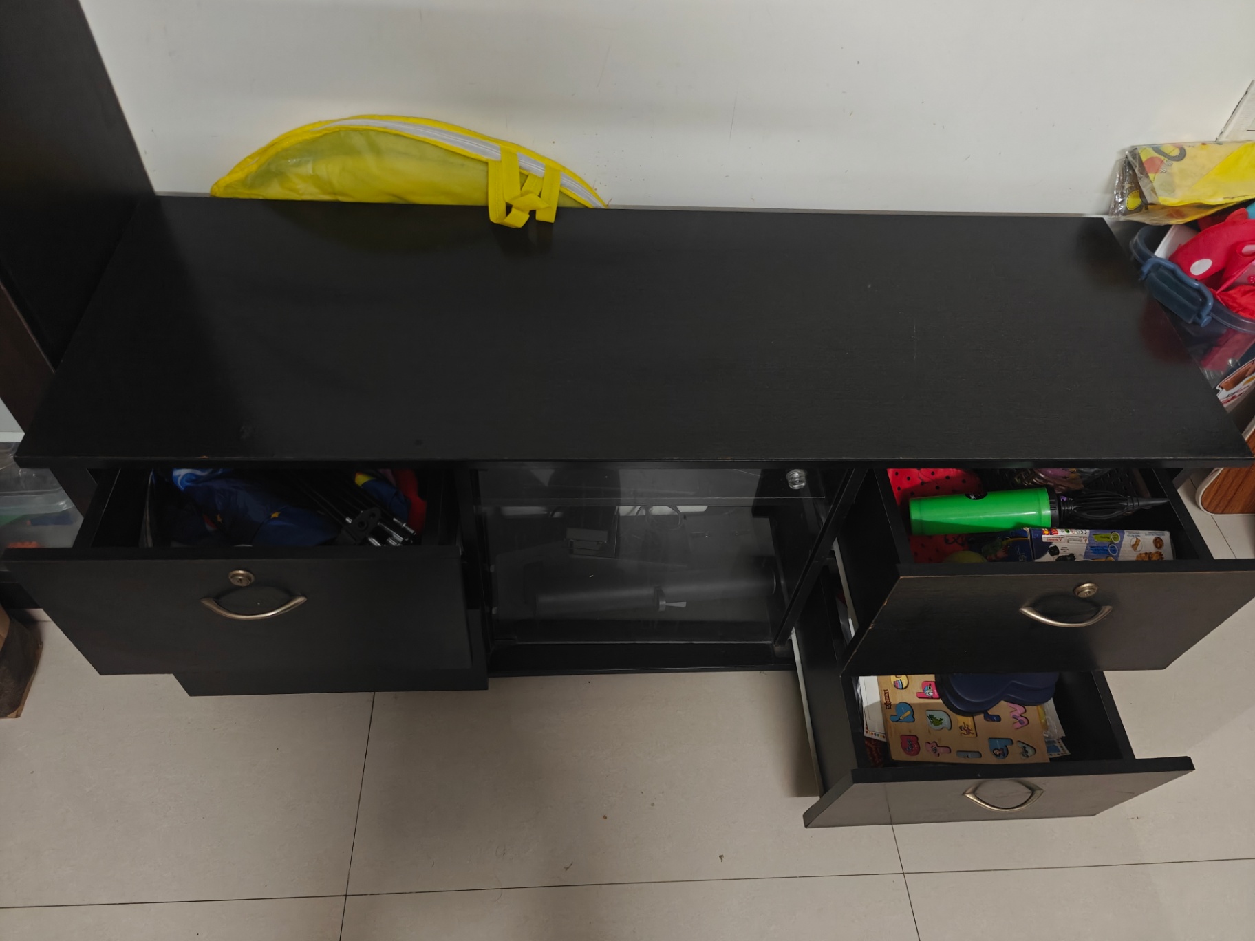 Tv unit - Image 1