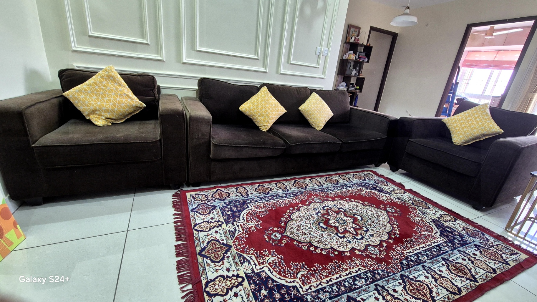 Wakefit 3+1+1 sofa set  - Image 1