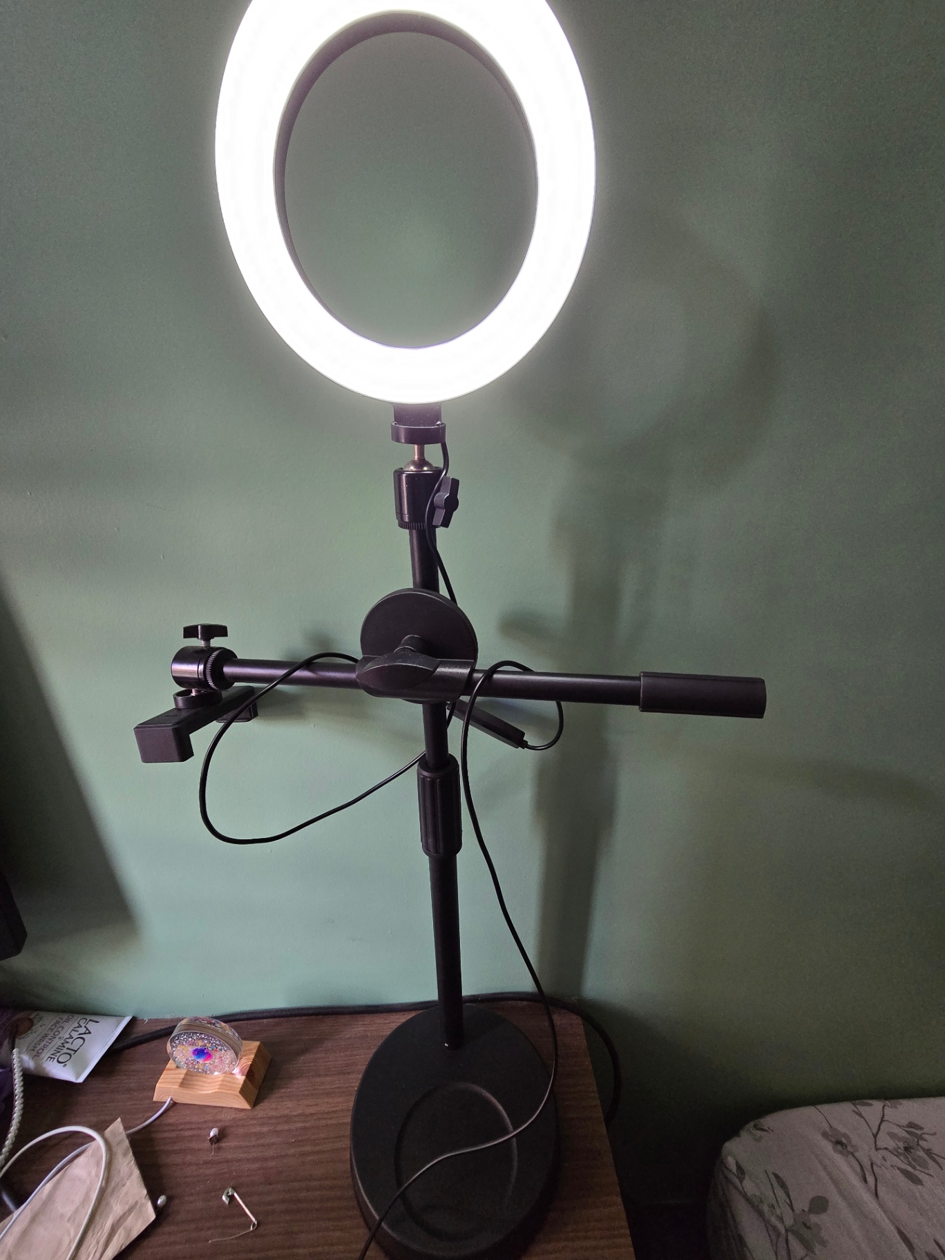 Overhead Video Stand with ring light  - Image 5