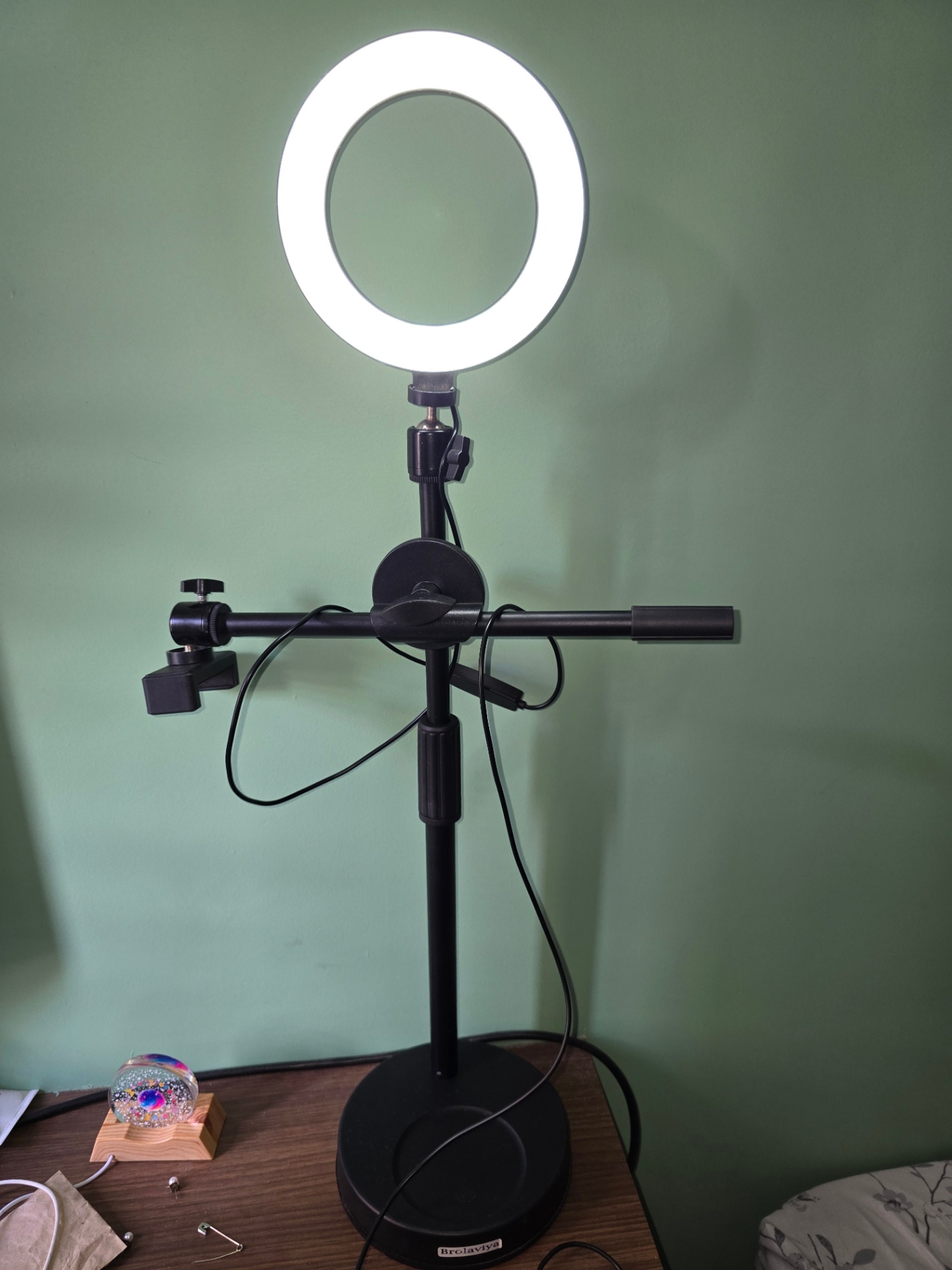 Overhead Video Stand with ring light  - Image 2