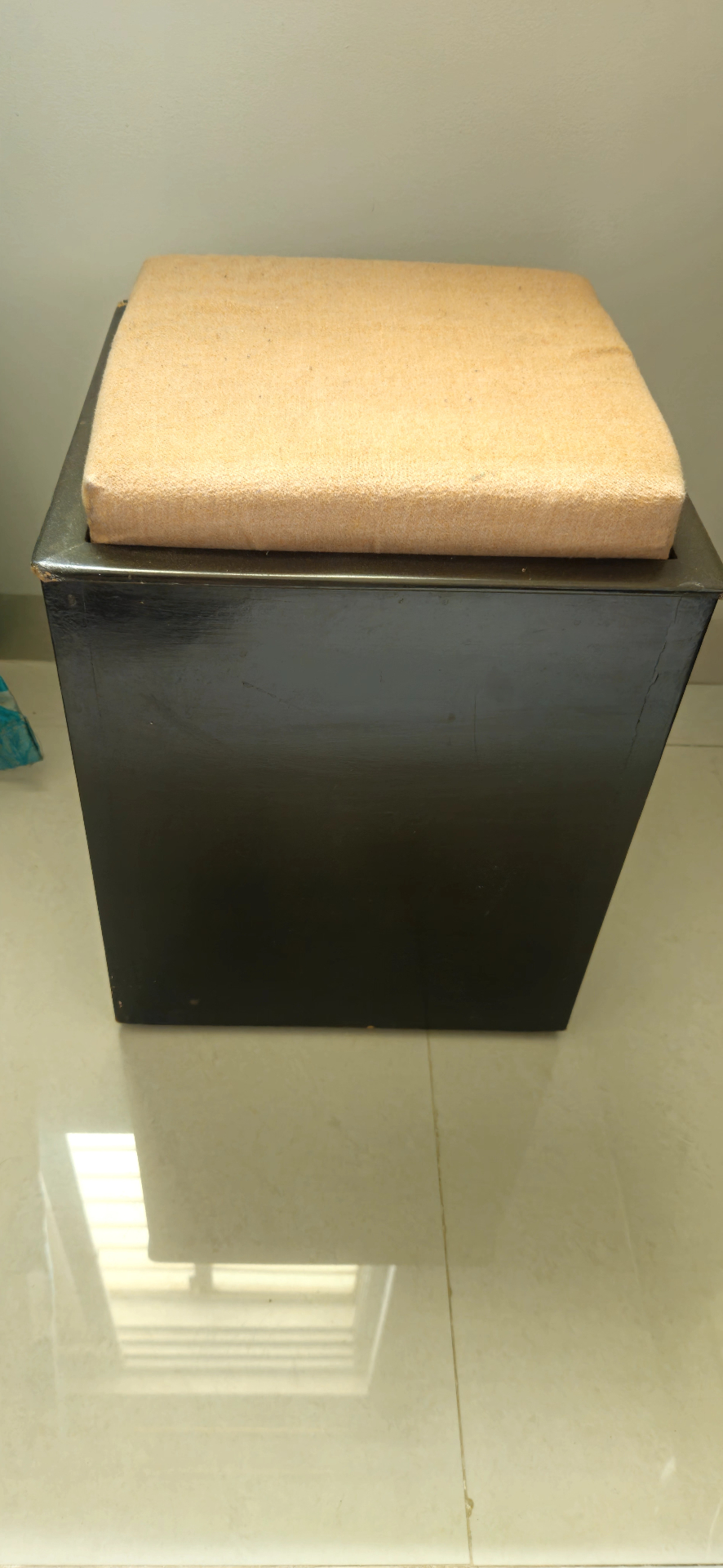 🪞 Dressing Table with Storage – Good Condition - Image 1