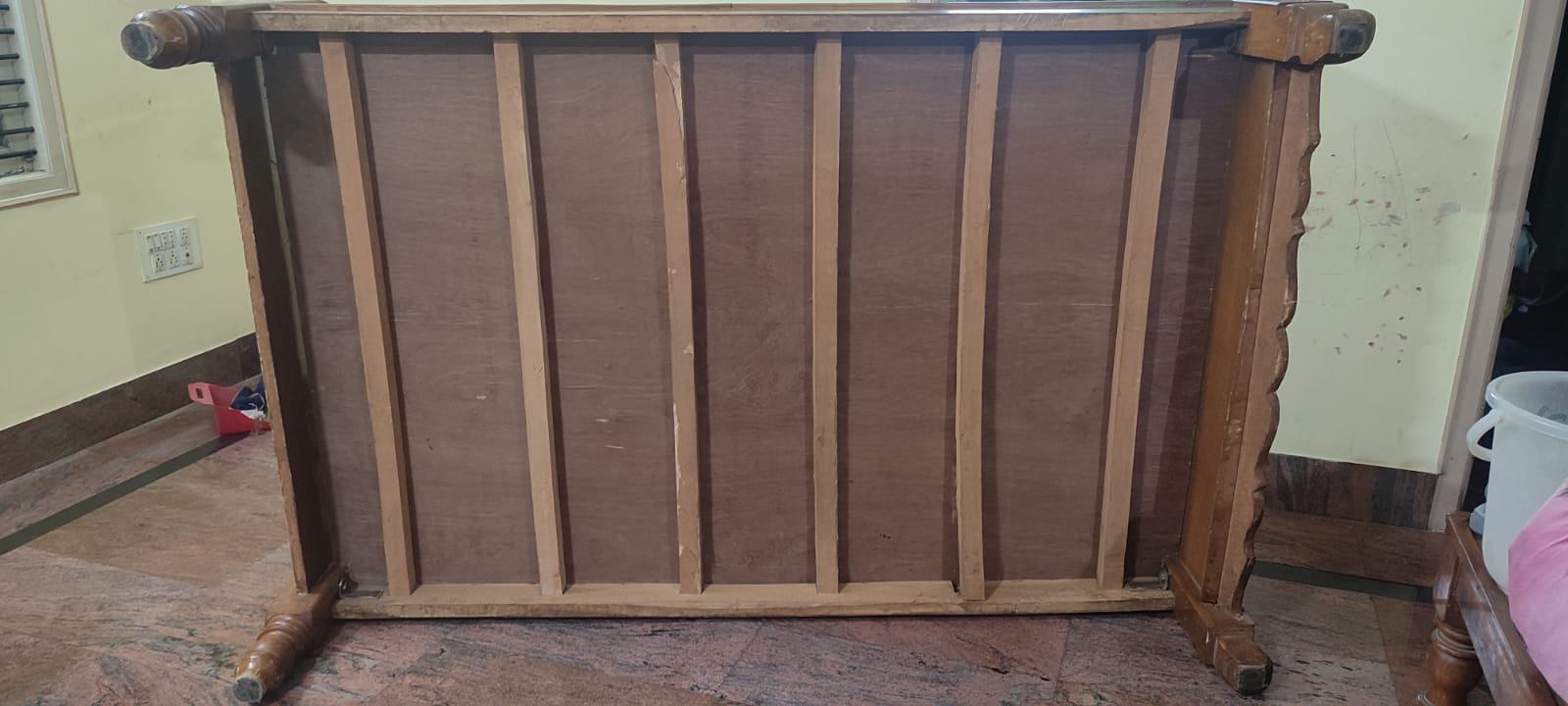 Queen size bed and teapoy/coffee table  - Image 8