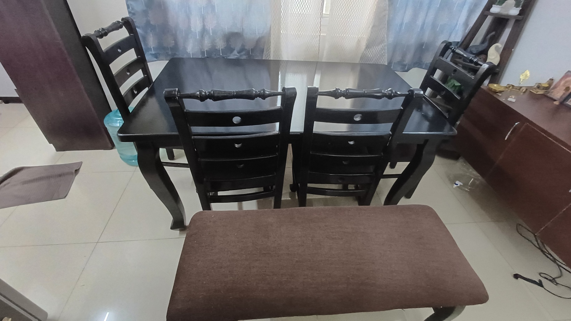 6seater wooden  dining set of 4 chairs and a bench - Image 2