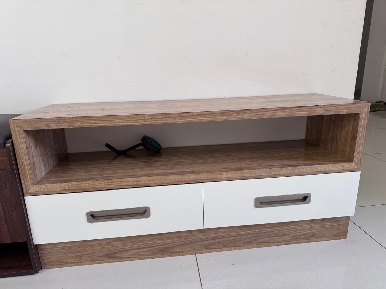 Tv unit - Image 2