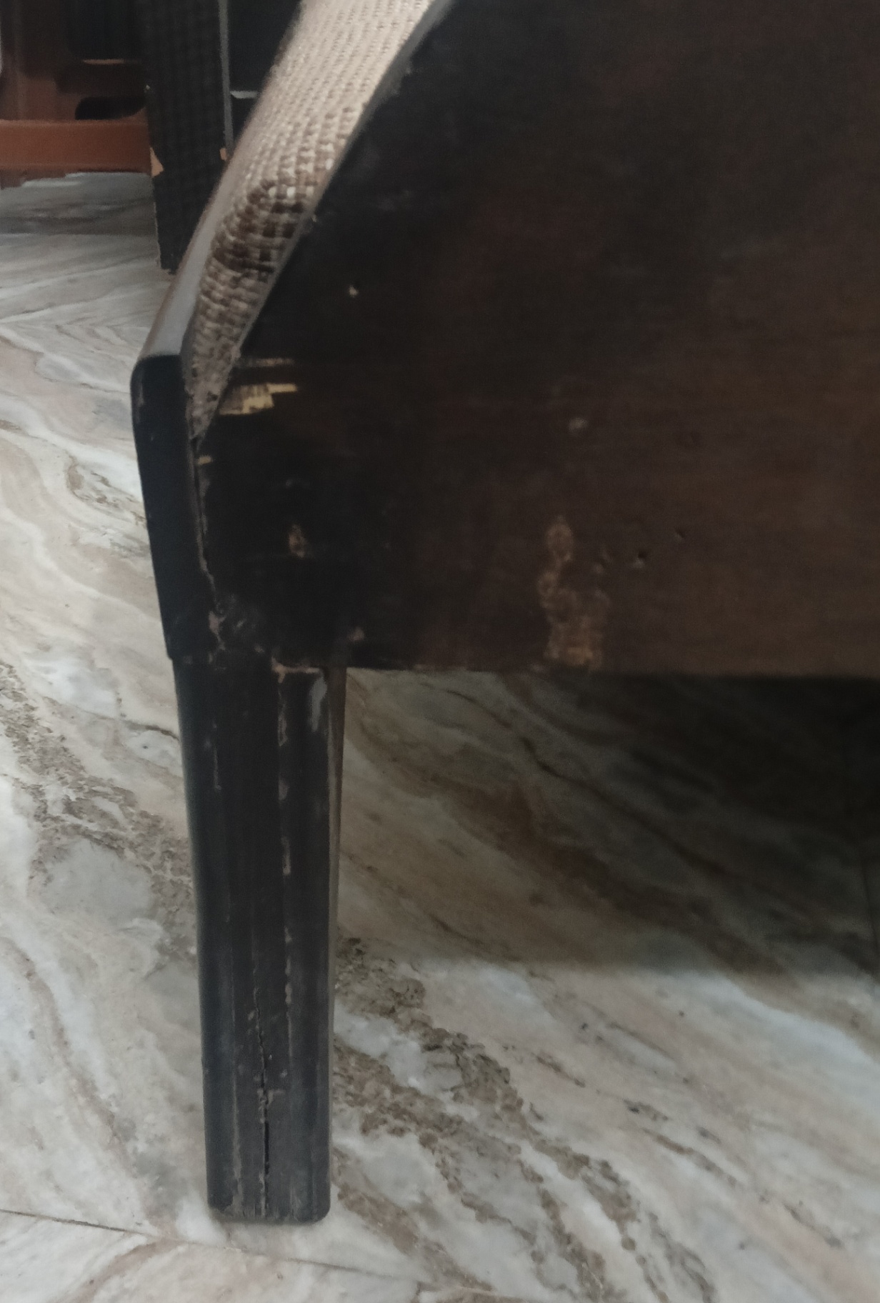 Wooden Sethi cum Bed  - Image 2