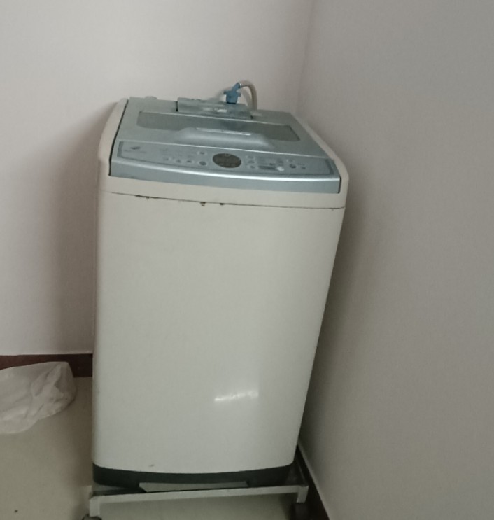 Washing machine in good condition  - Image 2