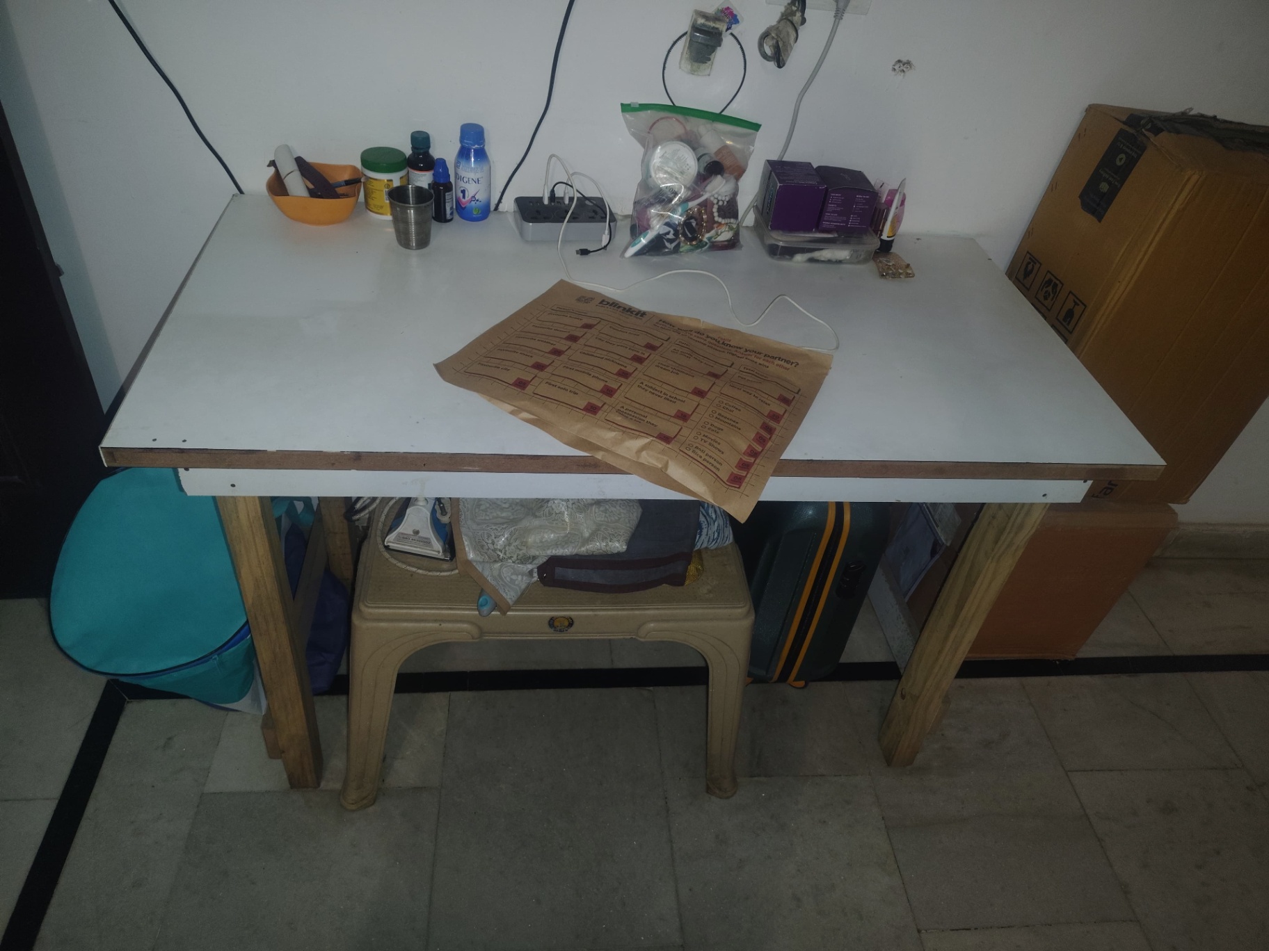 Wooden table for sell - Image 1
