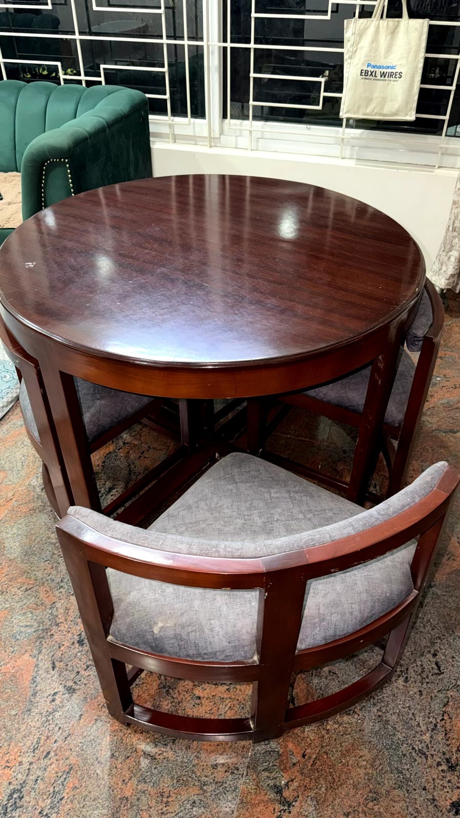 Round Dining Table  - Image 7