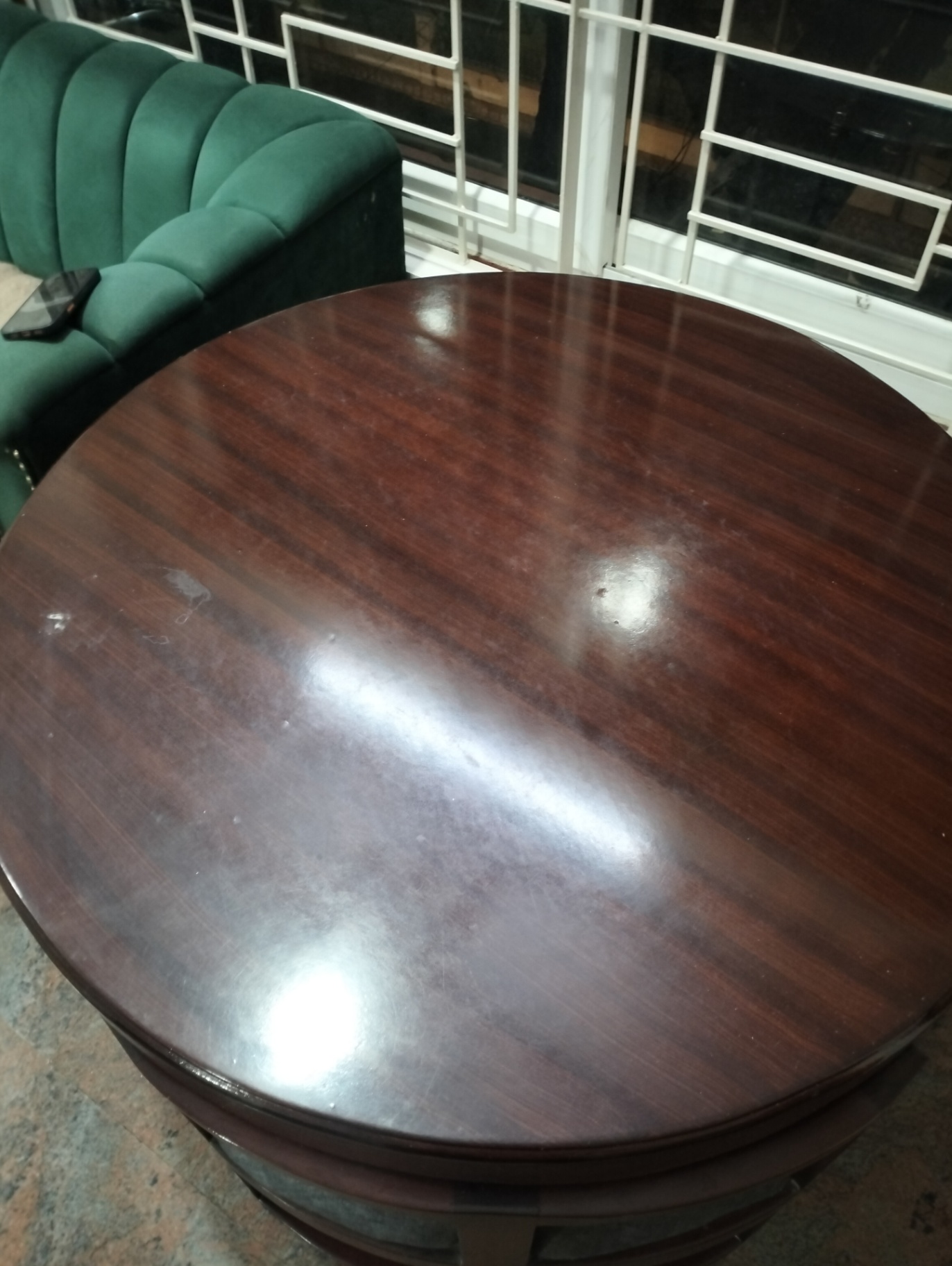 Round Dining Table  - Image 5