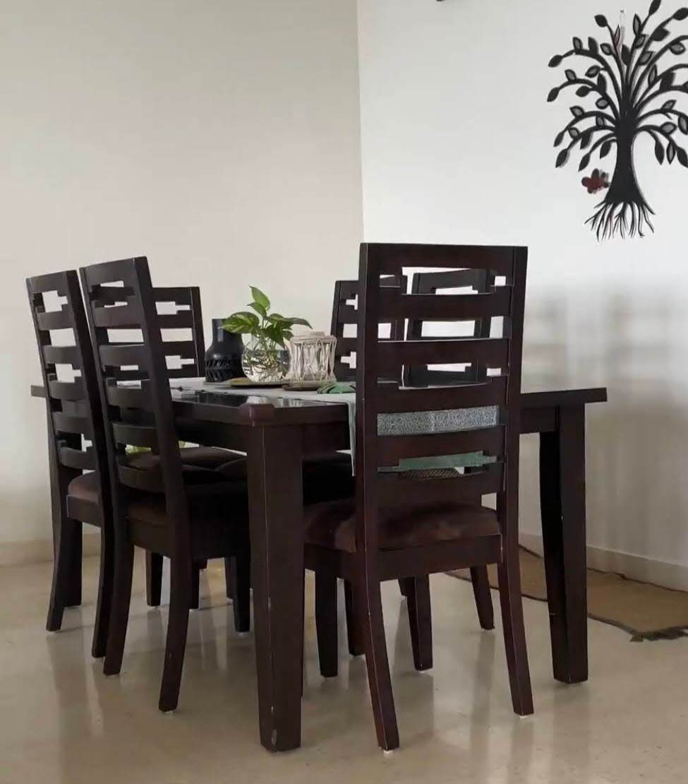 6 seater dining table  - Image 2