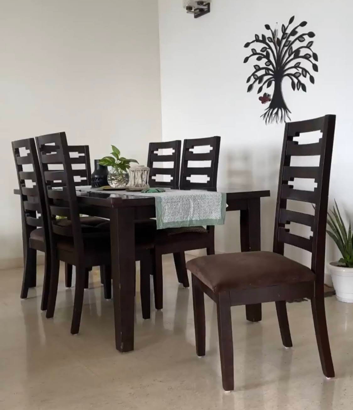 6 seater dining table  - Image 3