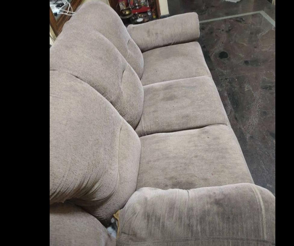 Three seat sofa - Image 8