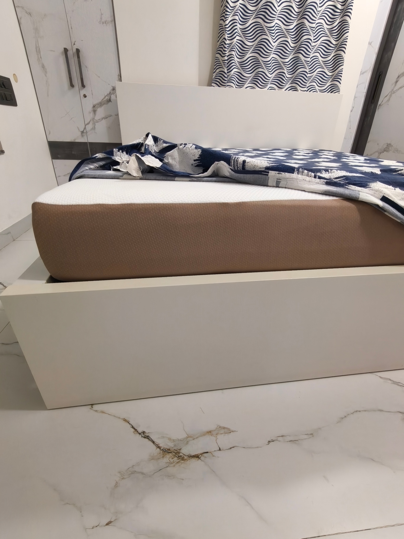 IKEA Malm king size bed with wakefit 8 inches ErgoTech Latex mattress - Image 2