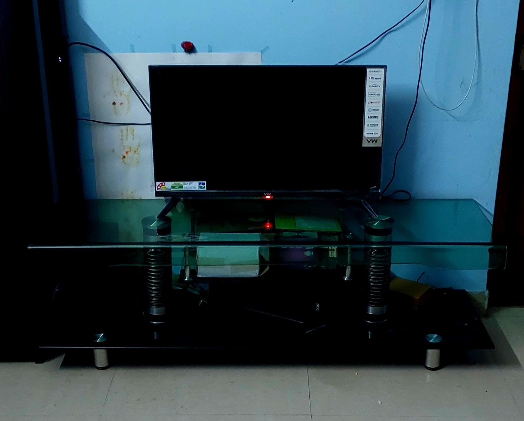 TV Stand - Glass - Image 3