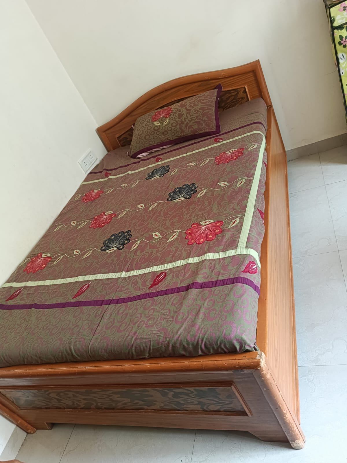 Single Bed with mattress  - Image 3