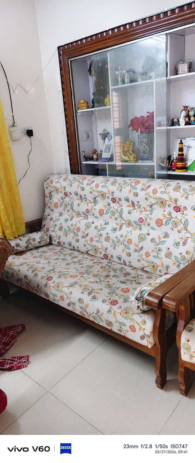 Beautiful Kerala Wood (Pure Wood) 3+1 Sofa Set with 3-Seater Diwan – Immediate Sale - Image 2