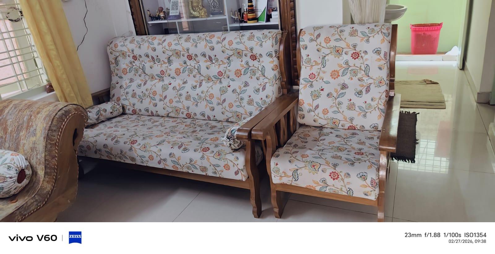 Beautiful Kerala Wood (Pure Wood) 3+1 Sofa Set with 3-Seater Diwan – Immediate Sale - Image 4