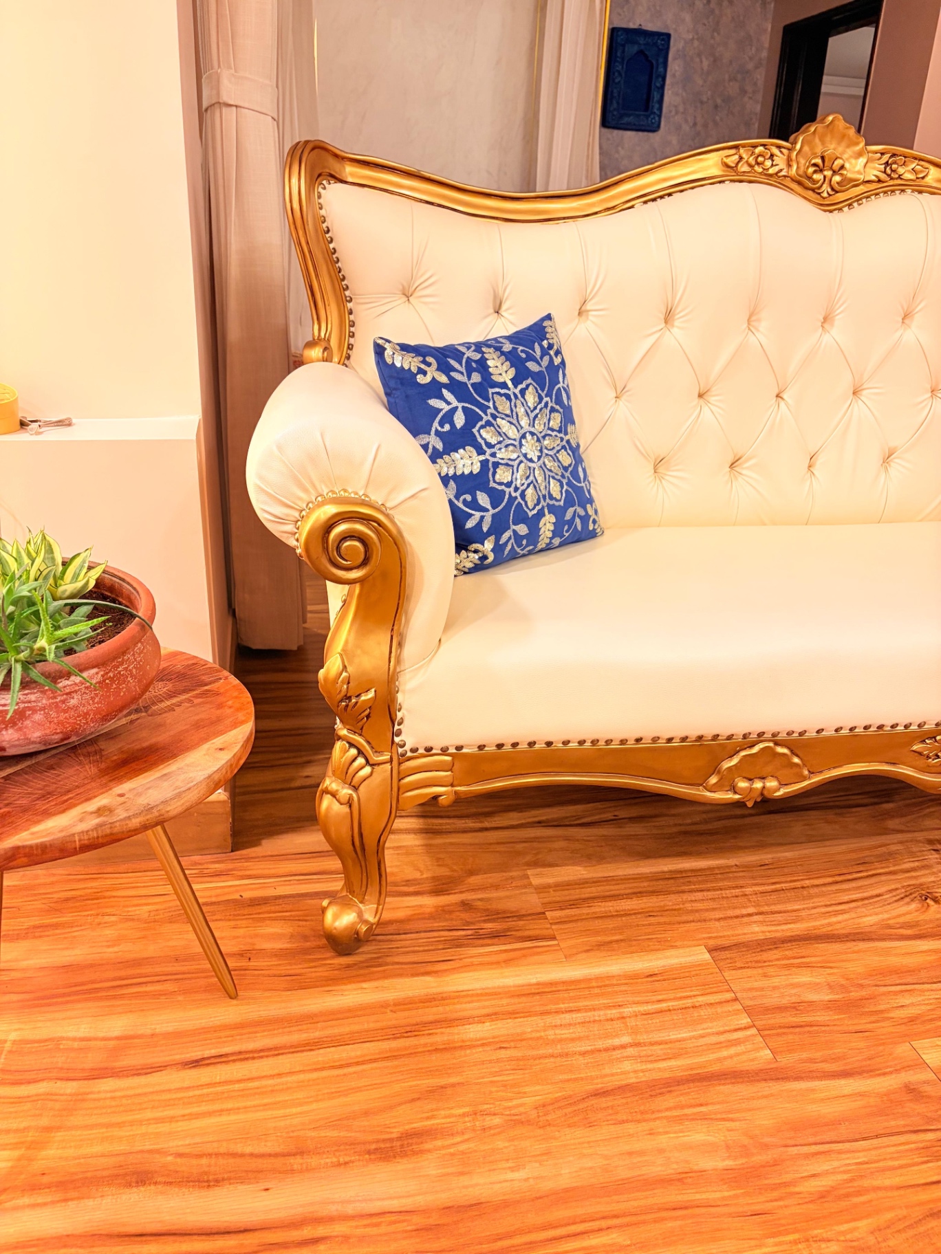 Pure Teak Wood Complete Living room Furniture - Image 2