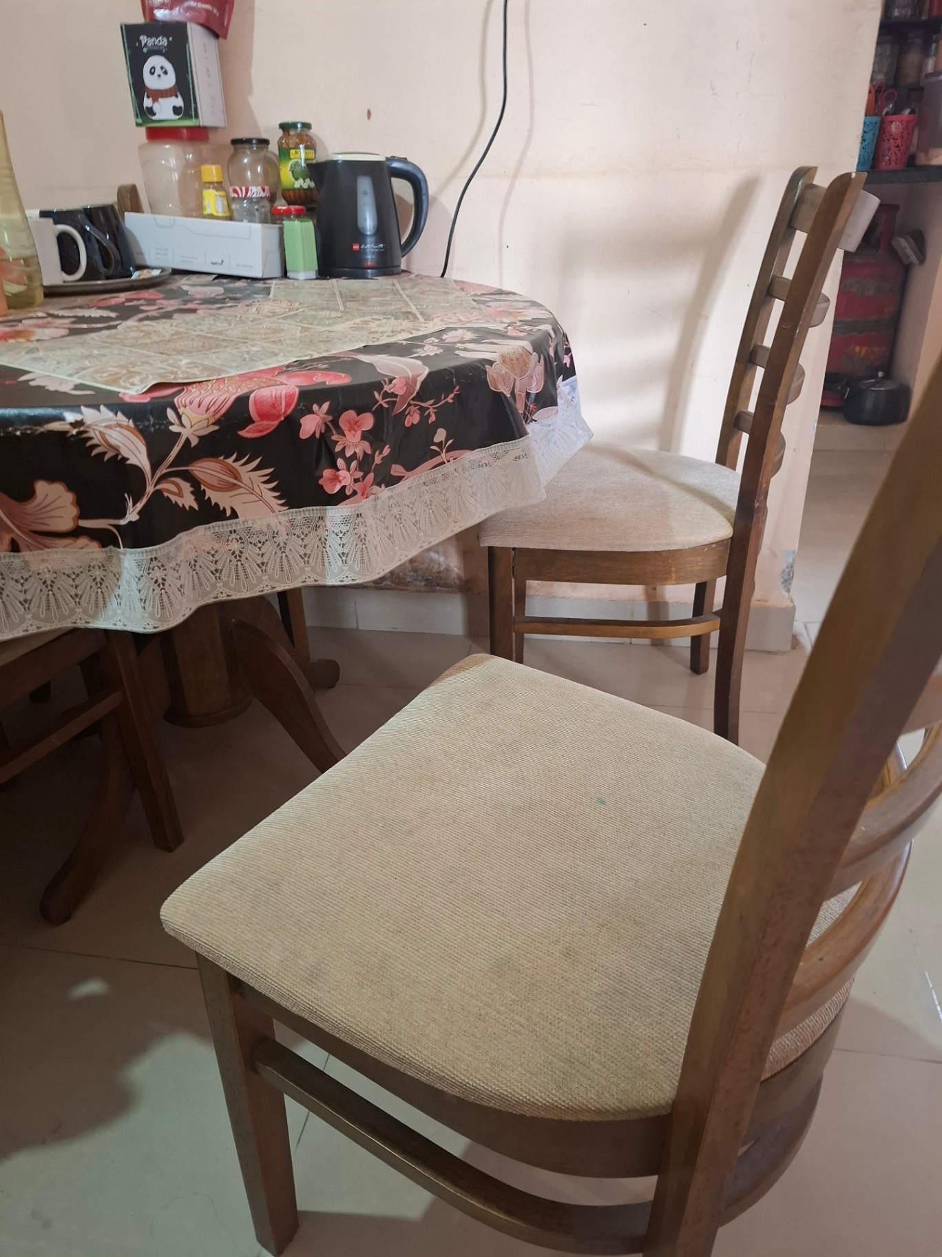 Dining table  - Image 2