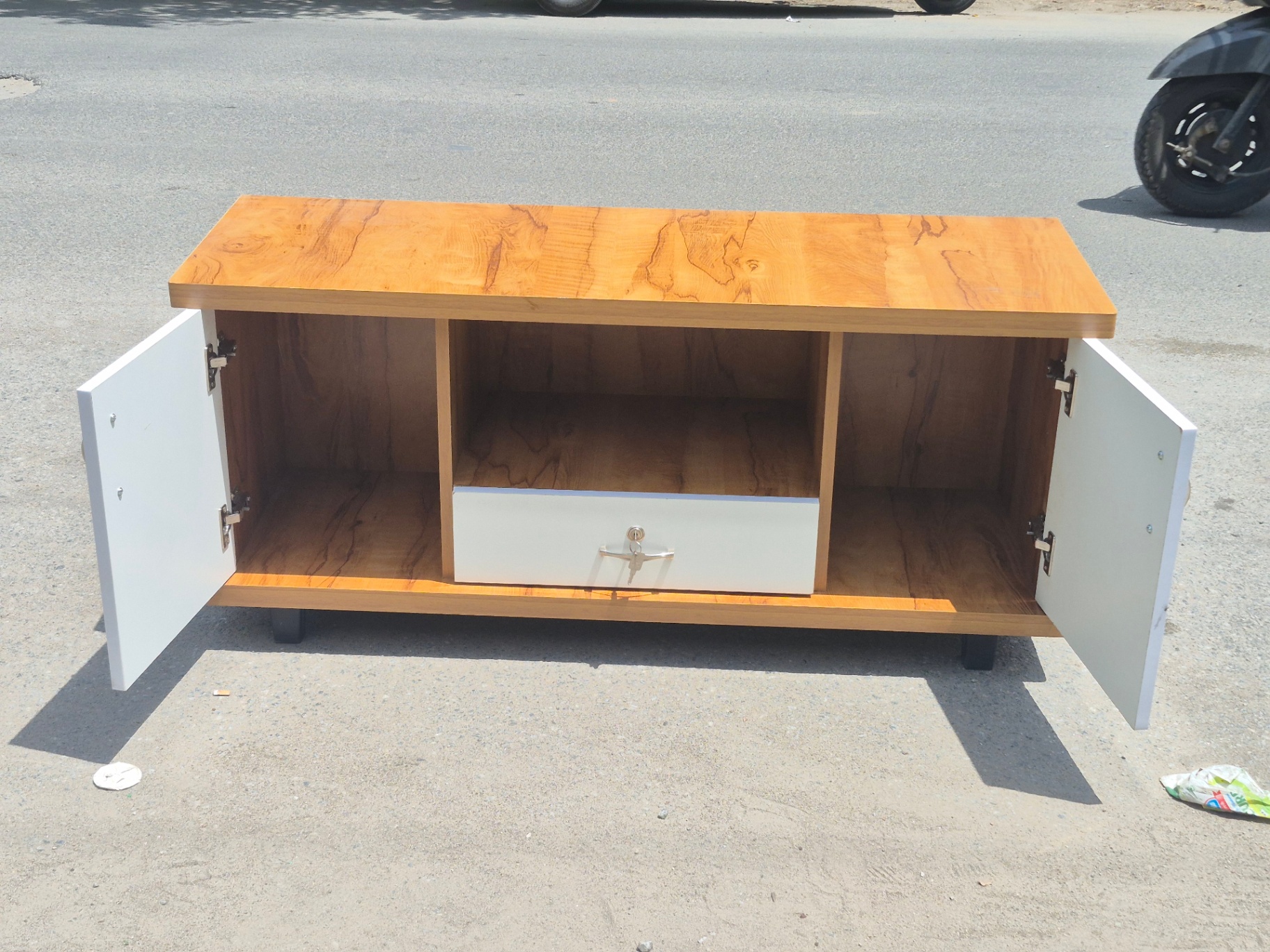 Modern TV Unit with Storage Drawer & Open Shelves for Living Room - Image 3