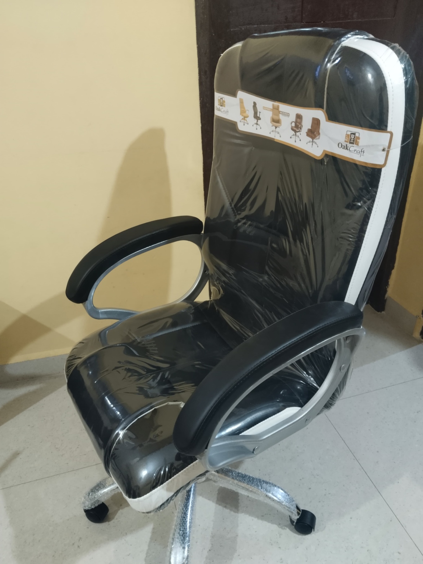 New Boss Chair  - Image 4