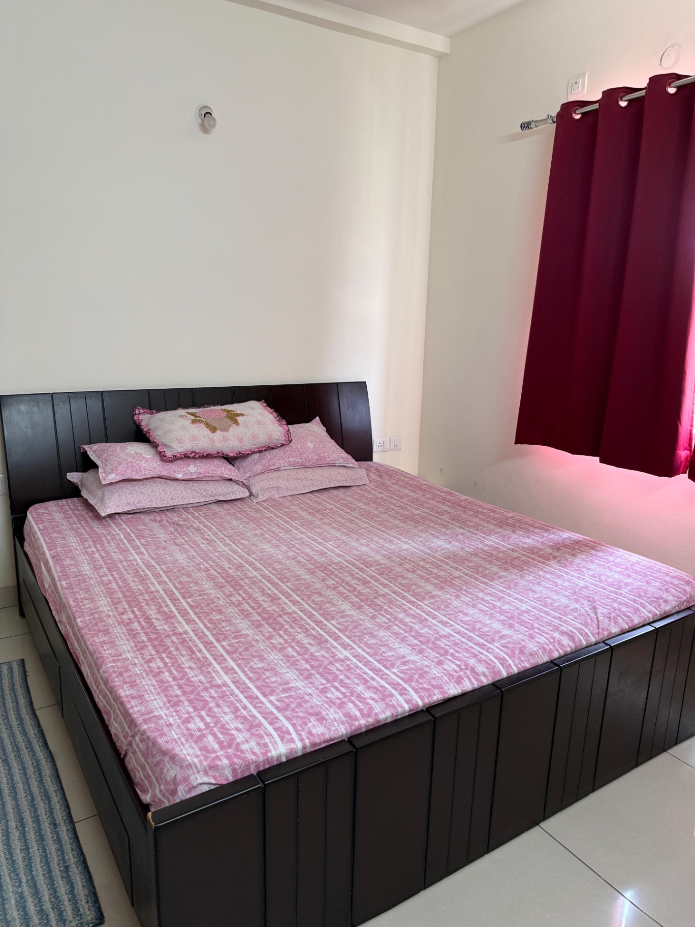 King Size Bed with Storage - Image 1