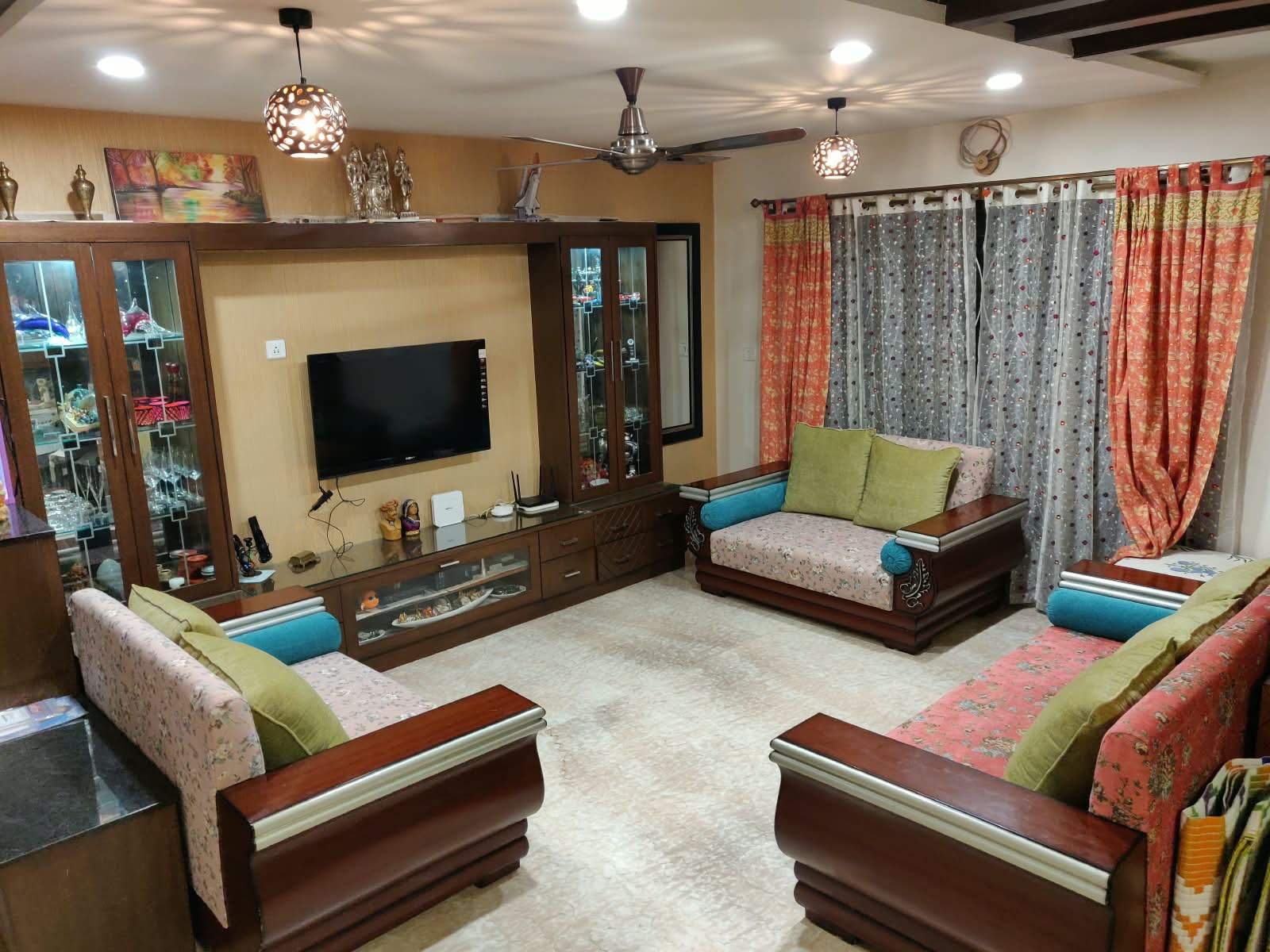 7 Seater Royal Sofa  - Image 2