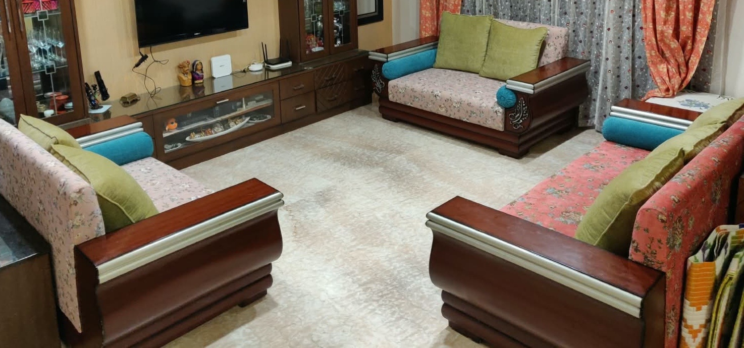 7 Seater Royal Sofa  - Image 3
